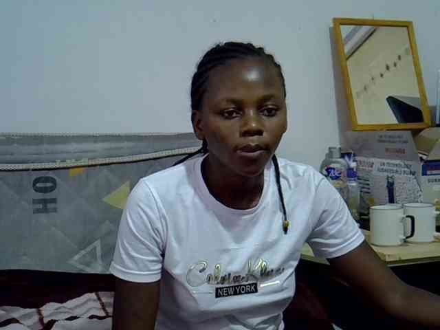 Sexybeiby1 webcam