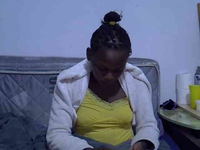 Sexybeiby1 webcam