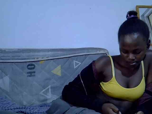 Sexybeiby1 webcam