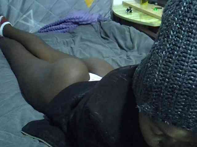 Sexybeiby1 webcam