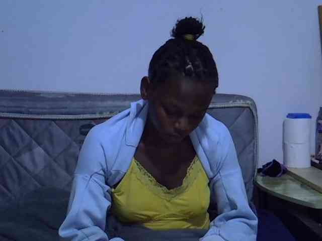 Sexybeiby1 webcam