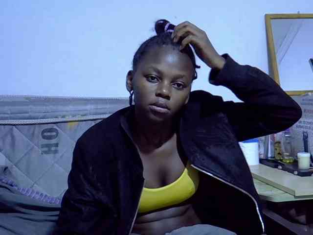 Sexybeiby1 webcam