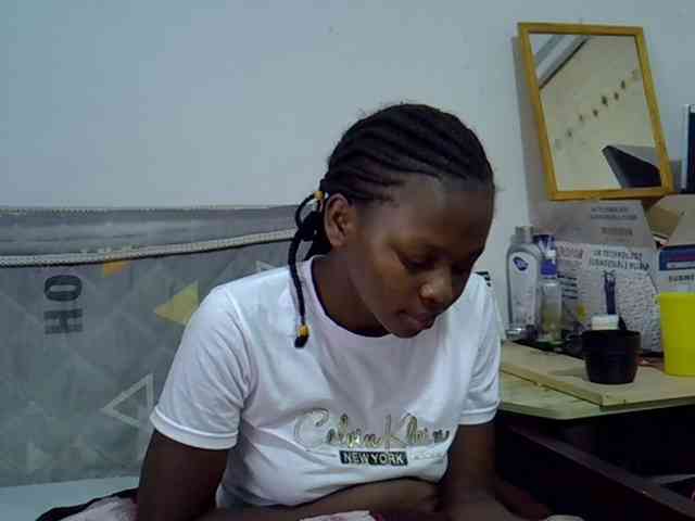 Sexybeiby1 webcam