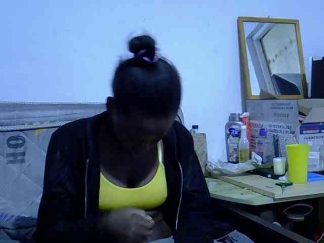Sexybeiby1 webcam