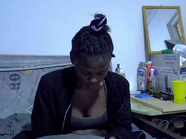 Sexybeiby1 webcam