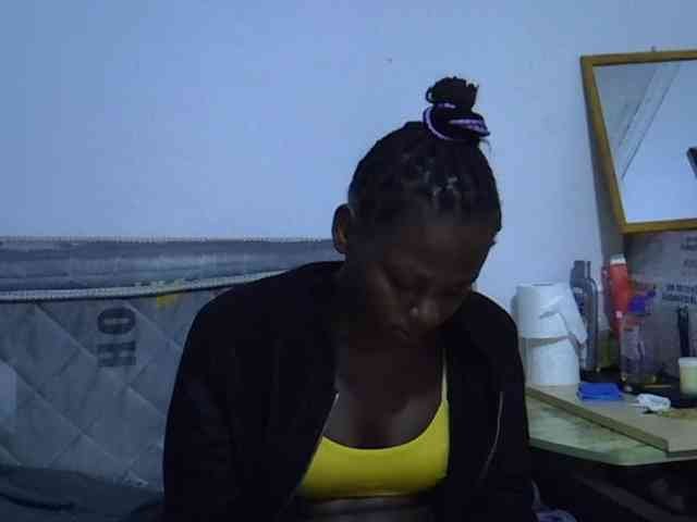 Sexybeiby1 webcam