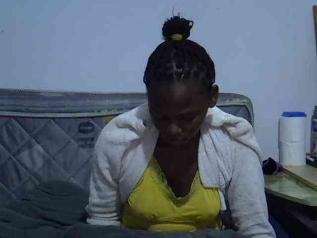 Sexybeiby1 webcam