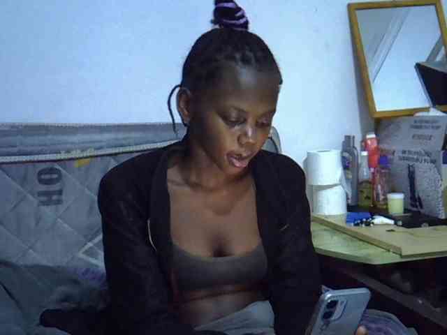 Sexybeiby1 webcam