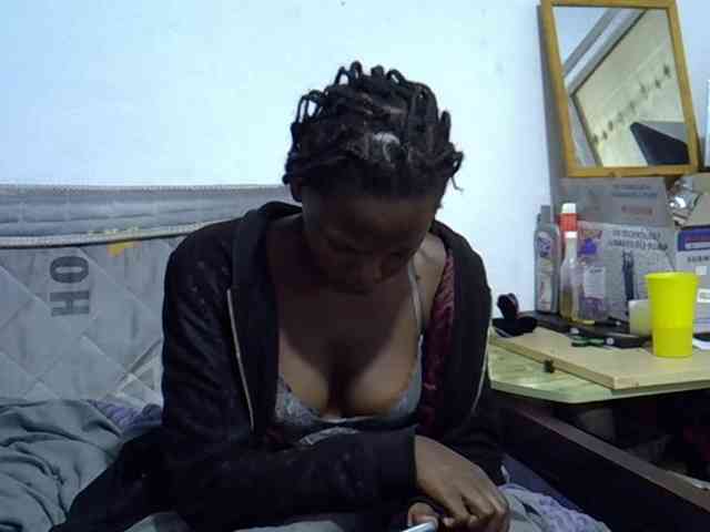 Sexybeiby1 webcam