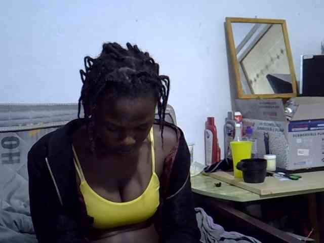 Sexybeiby1 webcam