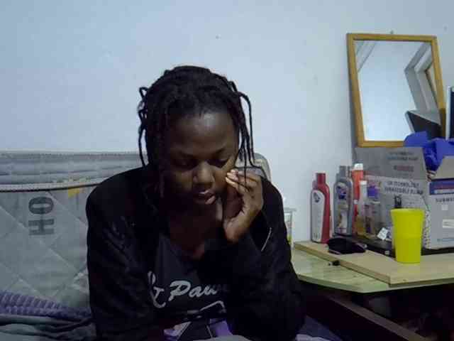 Sexybeiby1 webcam