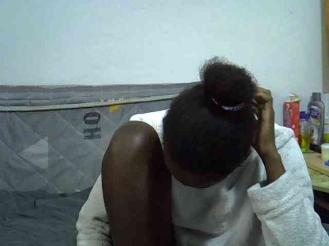 Sexybeiby1 webcam