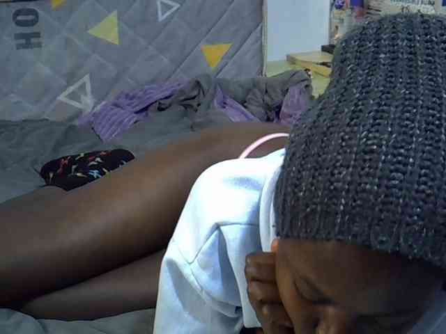 Sexybeiby1 webcam
