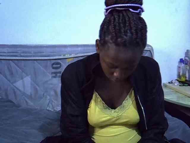 Sexybeiby1 webcam