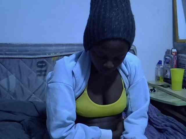 Sexybeiby1 webcam