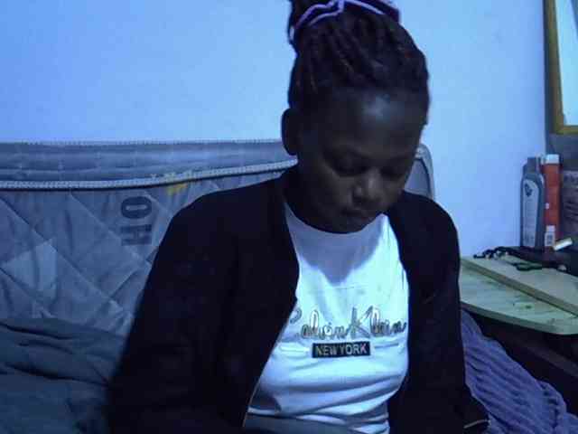 Sexybeiby1 webcam