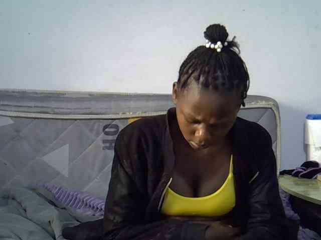 Sexybeiby1 webcam