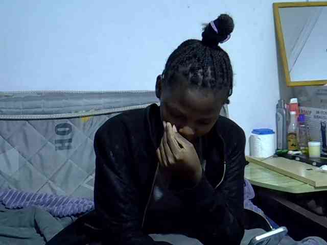 Sexybeiby1 webcam