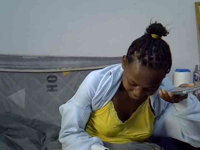 Sexybeiby1 webcam