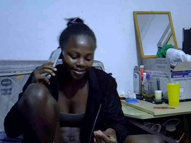 Sexybeiby1 webcam