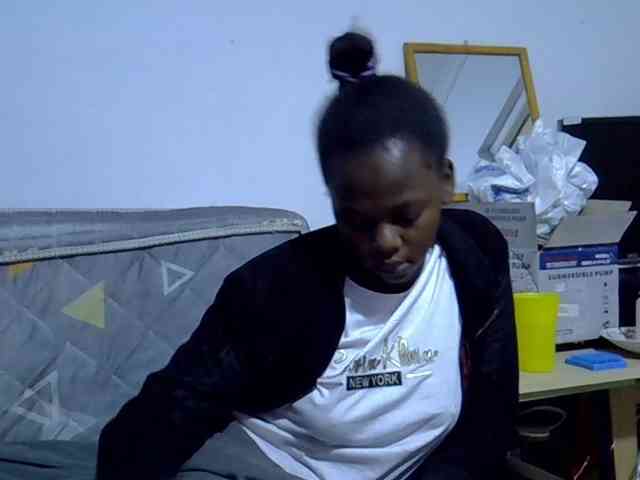 Sexybeiby1 webcam