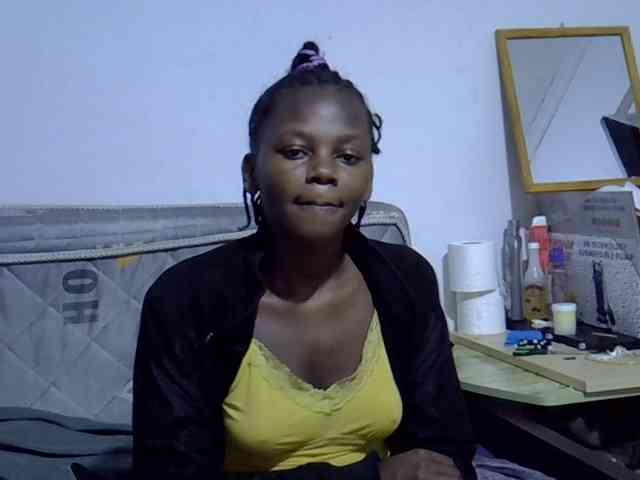 Sexybeiby1 webcam