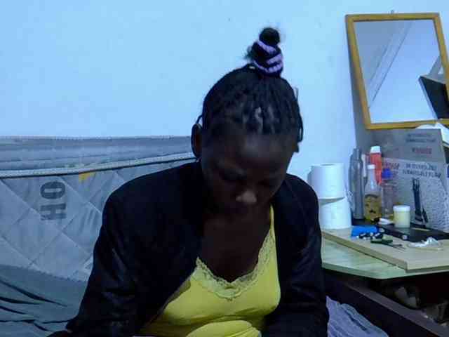 Sexybeiby1 webcam