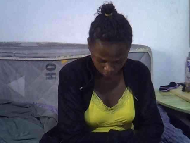 Sexybeiby1 webcam
