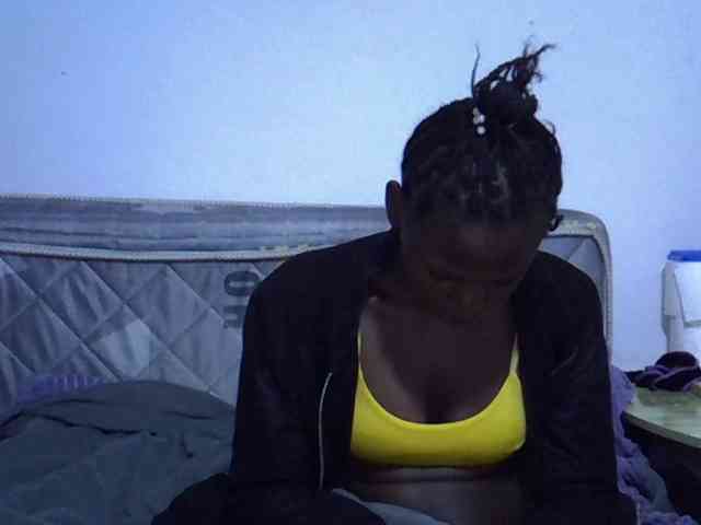 Sexybeiby1 webcam
