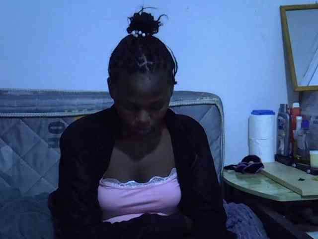 Sexybeiby1 webcam