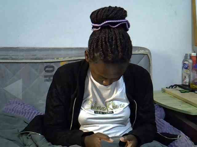 Sexybeiby1 webcam