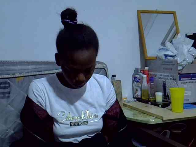 Sexybeiby1 webcam