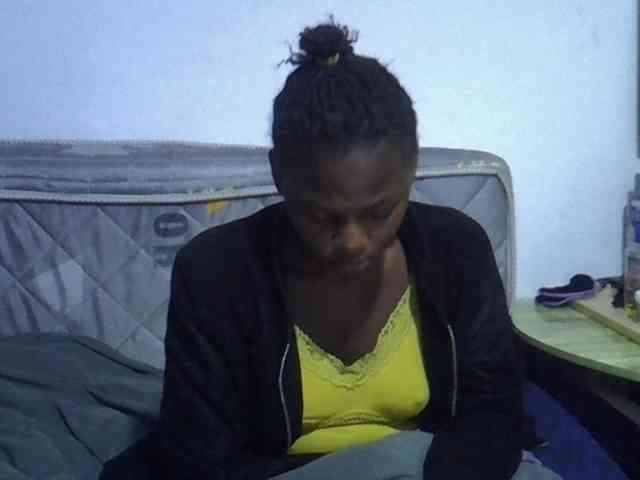 Sexybeiby1 webcam