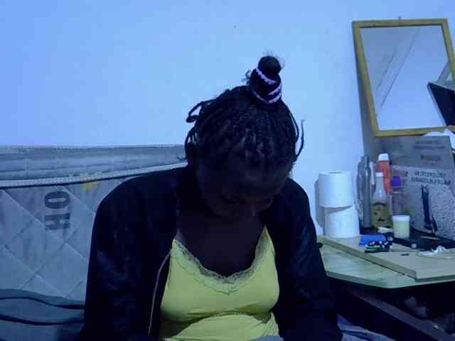 Sexybeiby1 webcam