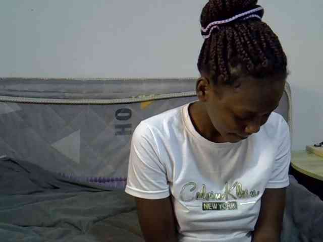 Sexybeiby1 webcam
