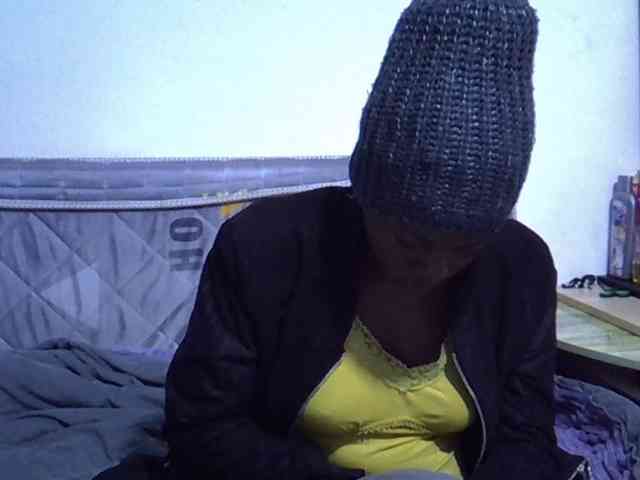 Sexybeiby1 webcam