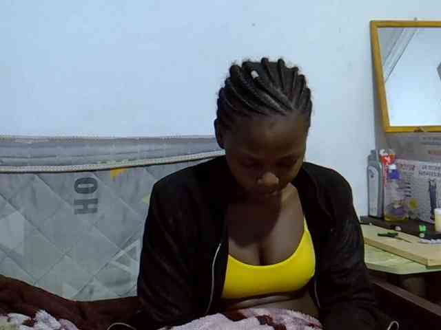Sexybeiby1 webcam