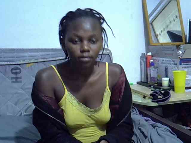 Sexybeiby1 webcam