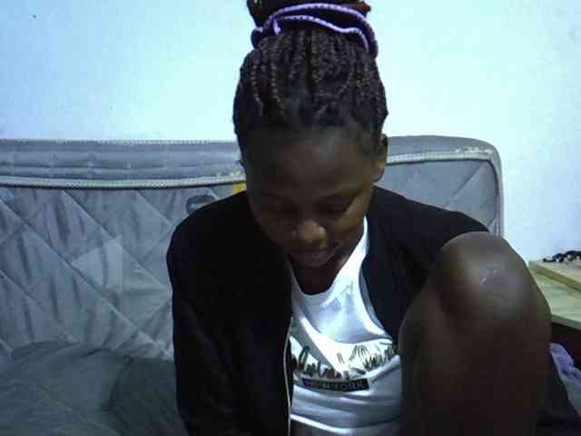 Sexybeiby1 webcam