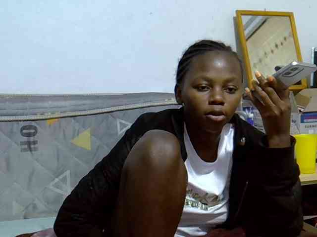 Sexybeiby1 webcam