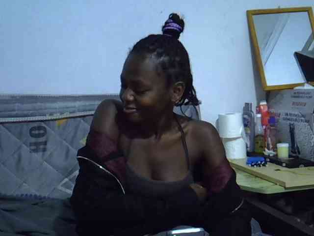 Sexybeiby1 webcam