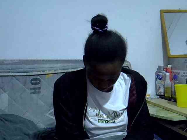 Sexybeiby1 webcam