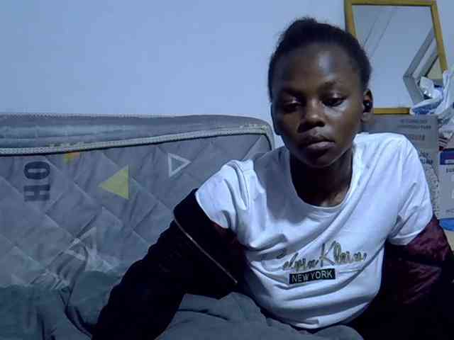 Sexybeiby1 webcam