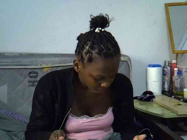 Sexybeiby1 webcam