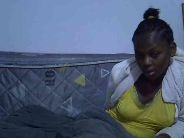 Sexybeiby1 webcam