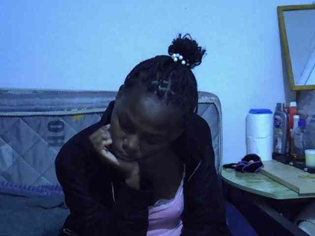 Sexybeiby1 webcam