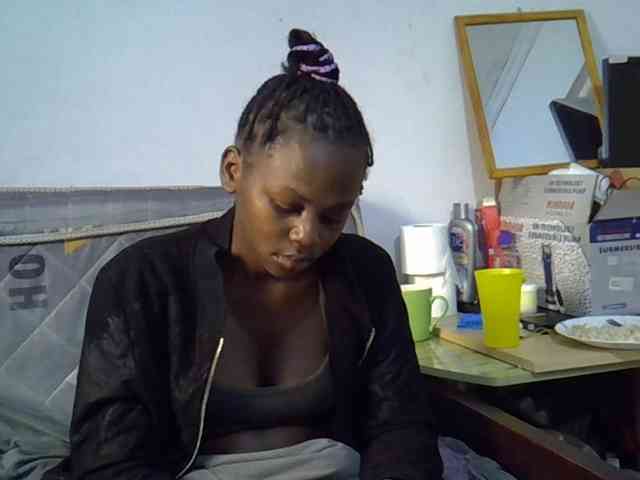 Sexybeiby1 webcam