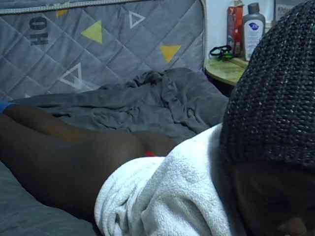 Sexybeiby1 webcam