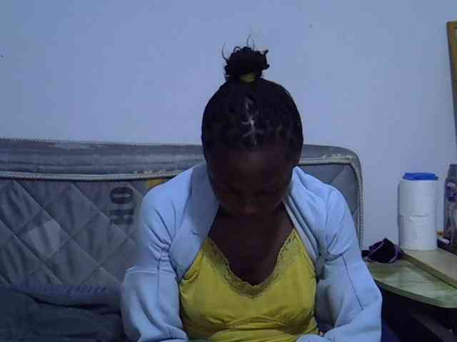 Sexybeiby1 webcam