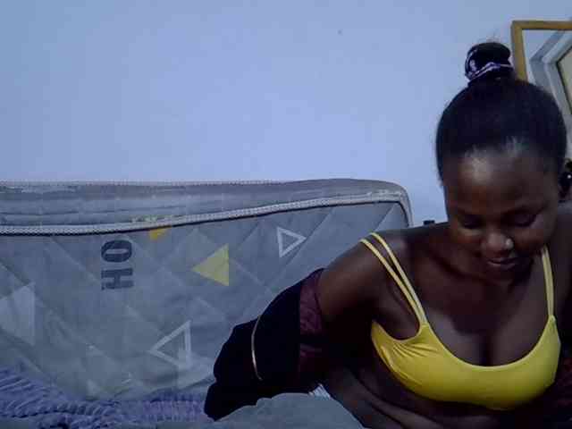 Sexybeiby1 webcam